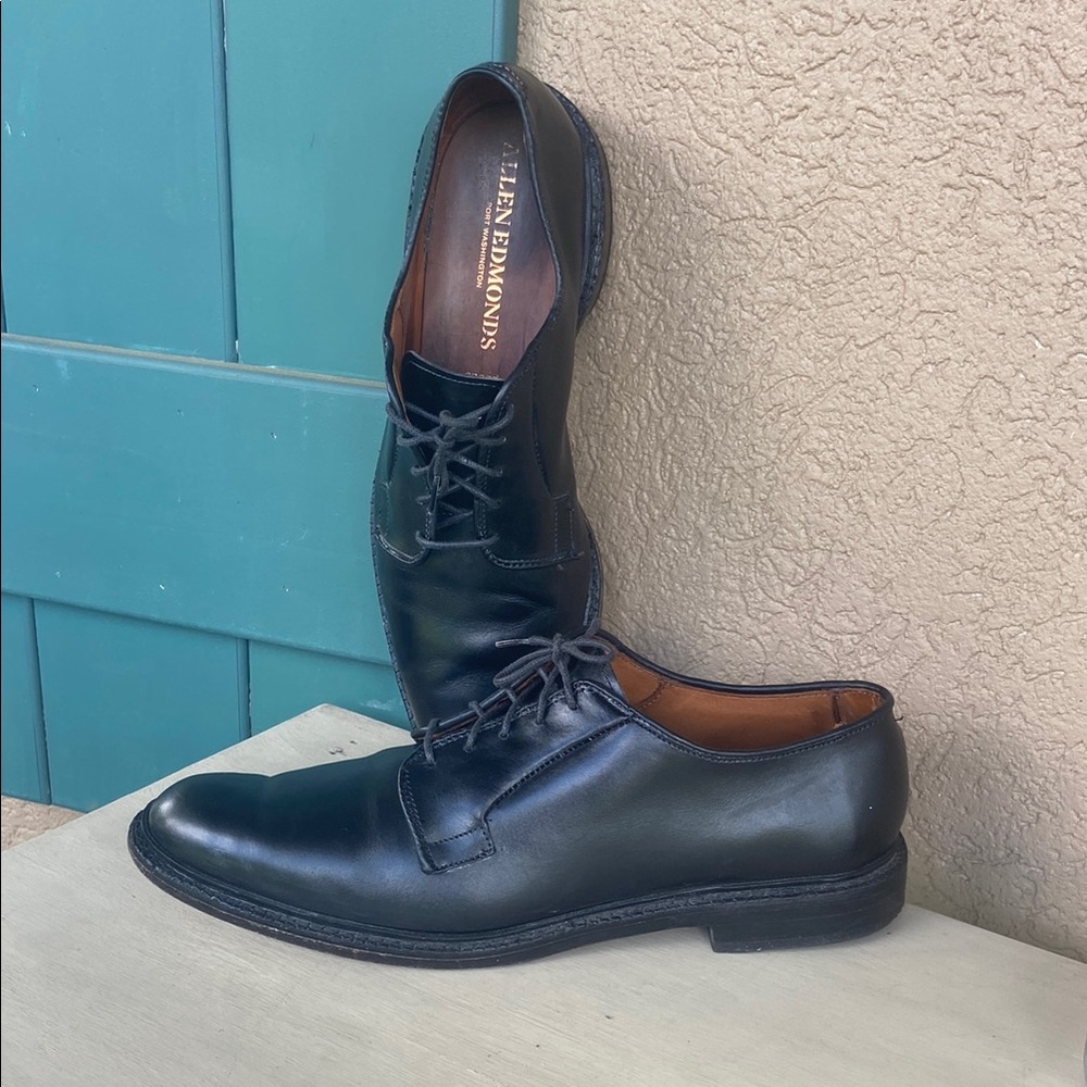 Allen Edmonds‎ Leeds 9523. Black. Size 12.5 B